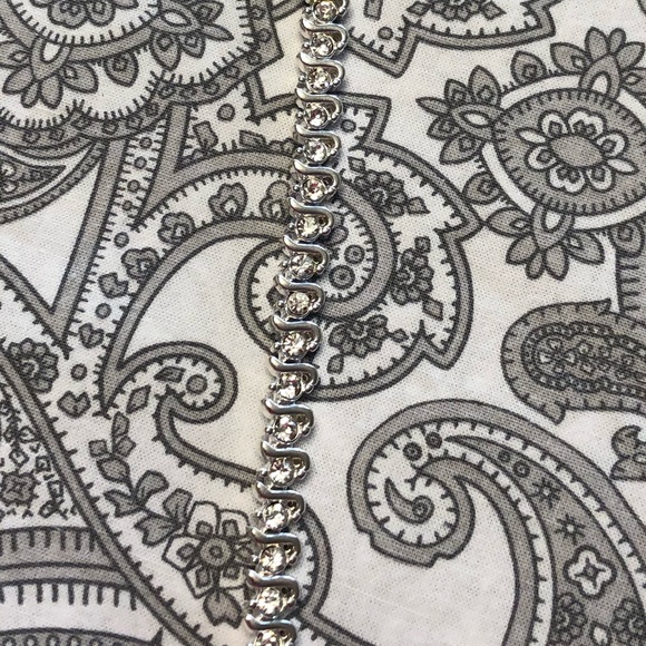 ⬇️ tennis bracelet inspired - Picture 4 of 4